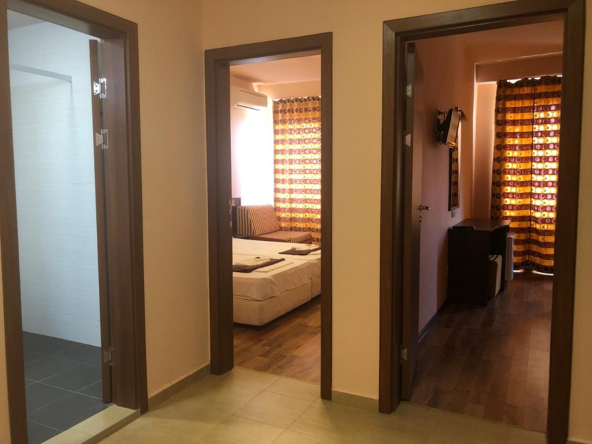 בלצ'יק Bisser Hotel - Free Parking - Free Pool Access מראה חיצוני תמונה