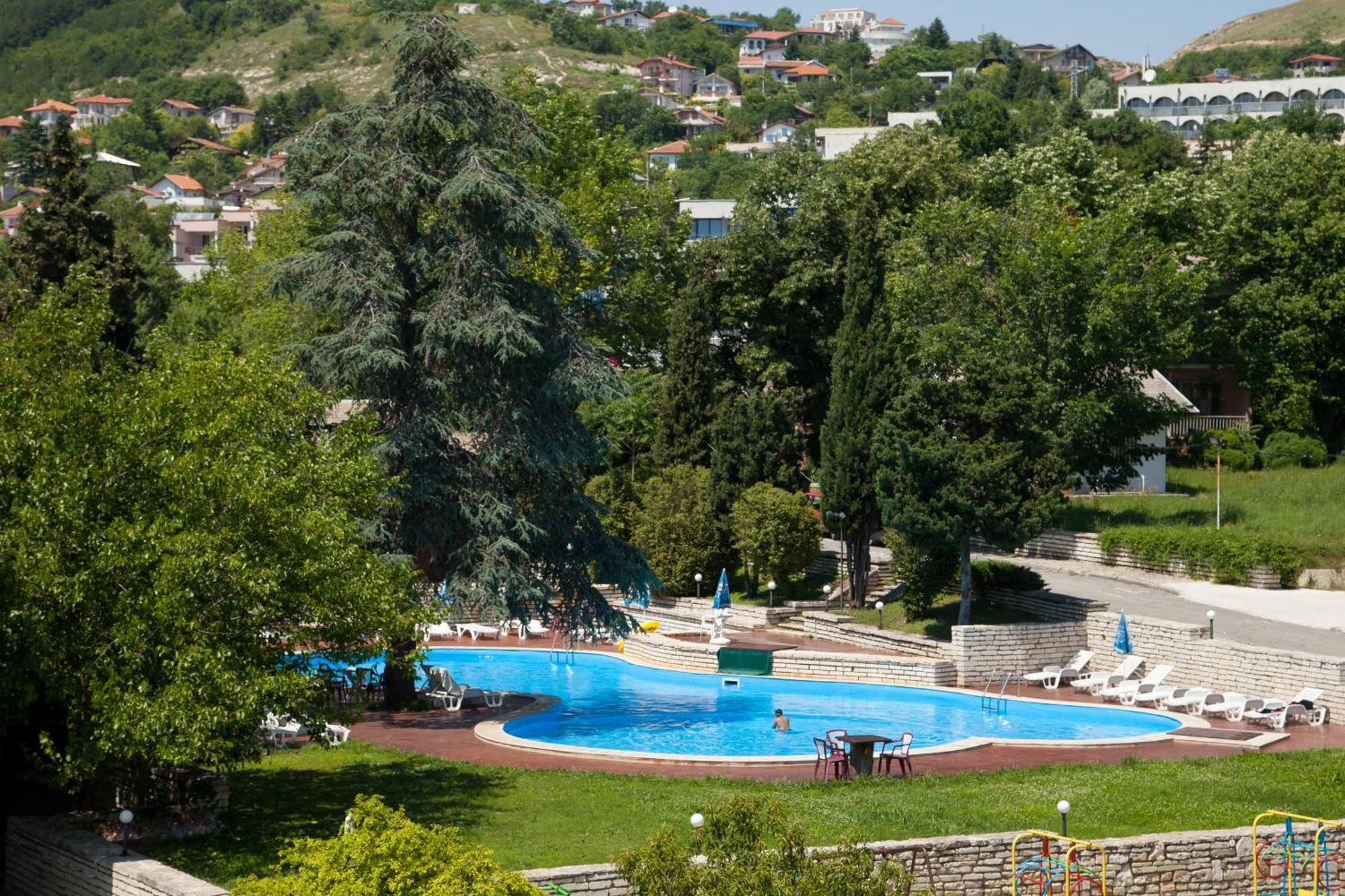 בלצ'יק Bisser Hotel - Free Parking - Free Pool Access מראה חיצוני תמונה