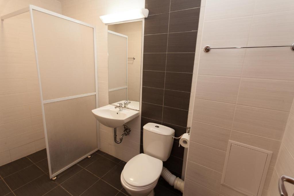 בלצ'יק Bisser Hotel - Free Parking - Free Pool Access חדר תמונה