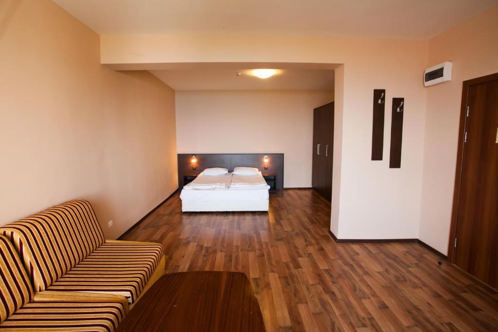בלצ'יק Bisser Hotel - Free Parking - Free Pool Access חדר תמונה