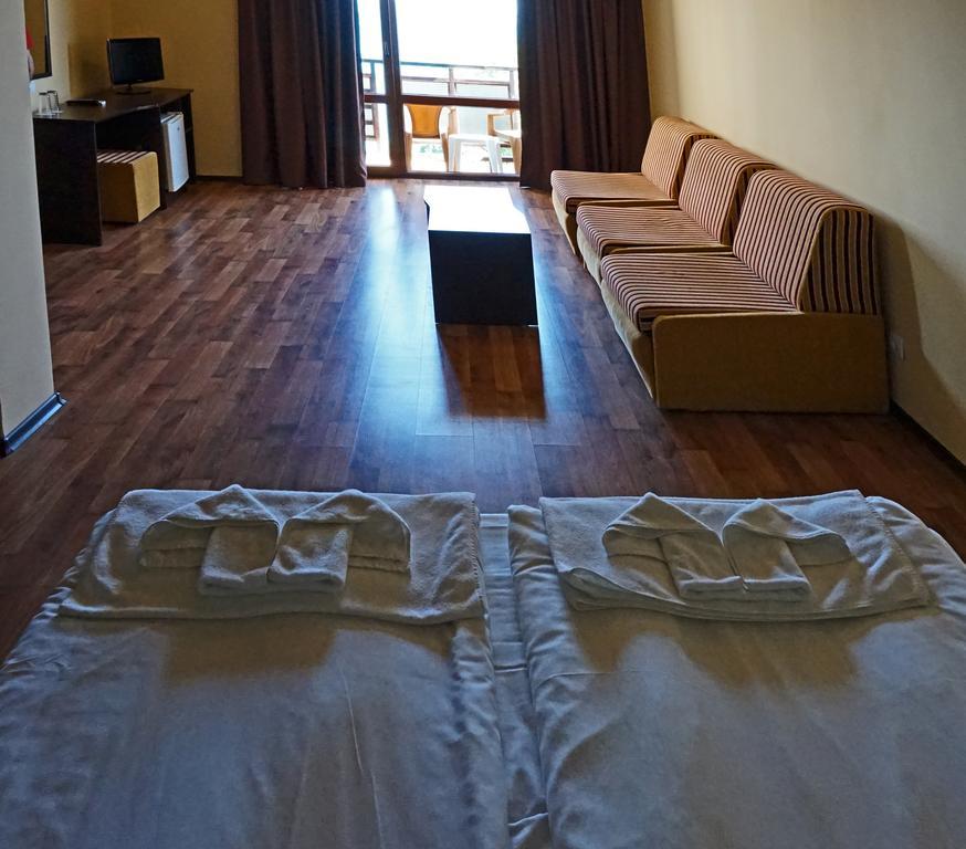 בלצ'יק Bisser Hotel - Free Parking - Free Pool Access מראה חיצוני תמונה