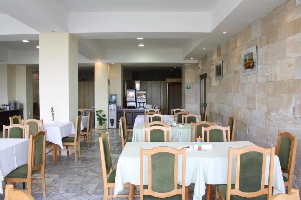 בלצ'יק Bisser Hotel - Free Parking - Free Pool Access מראה חיצוני תמונה